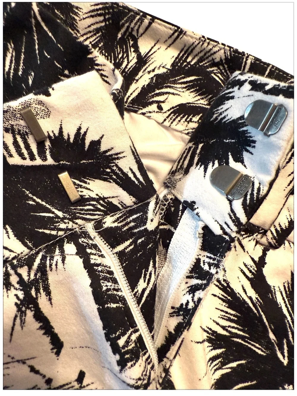 INC Palm Tree Print Shorts Black White Mid Rise Cotton Stretch Casual Size 14 - Picture 4 of 13